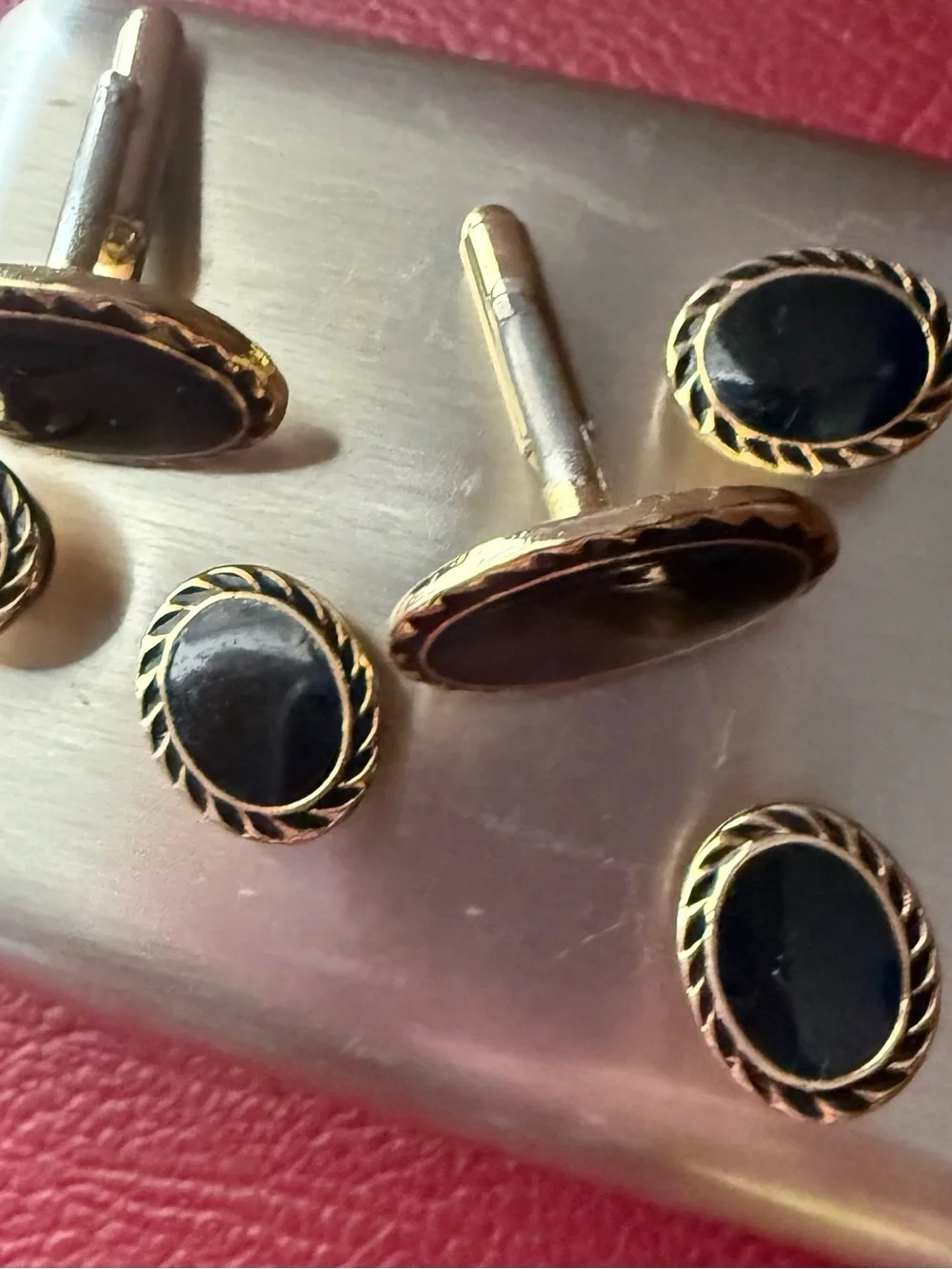 Bill Blass Cufflink Set Black Onyx Set in a Polished Gold-Plated Frame Formal